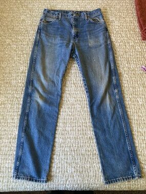 Wrangler Men's Straight-Leg Denim Jeans - Distressed Medium Blue